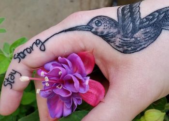 65 tatuagens de cavalo com fotos e desenhos criativos para se inspirar